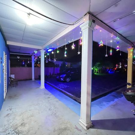 Inapan Desa Studio House Homestay Kangar Perlis Esterno foto